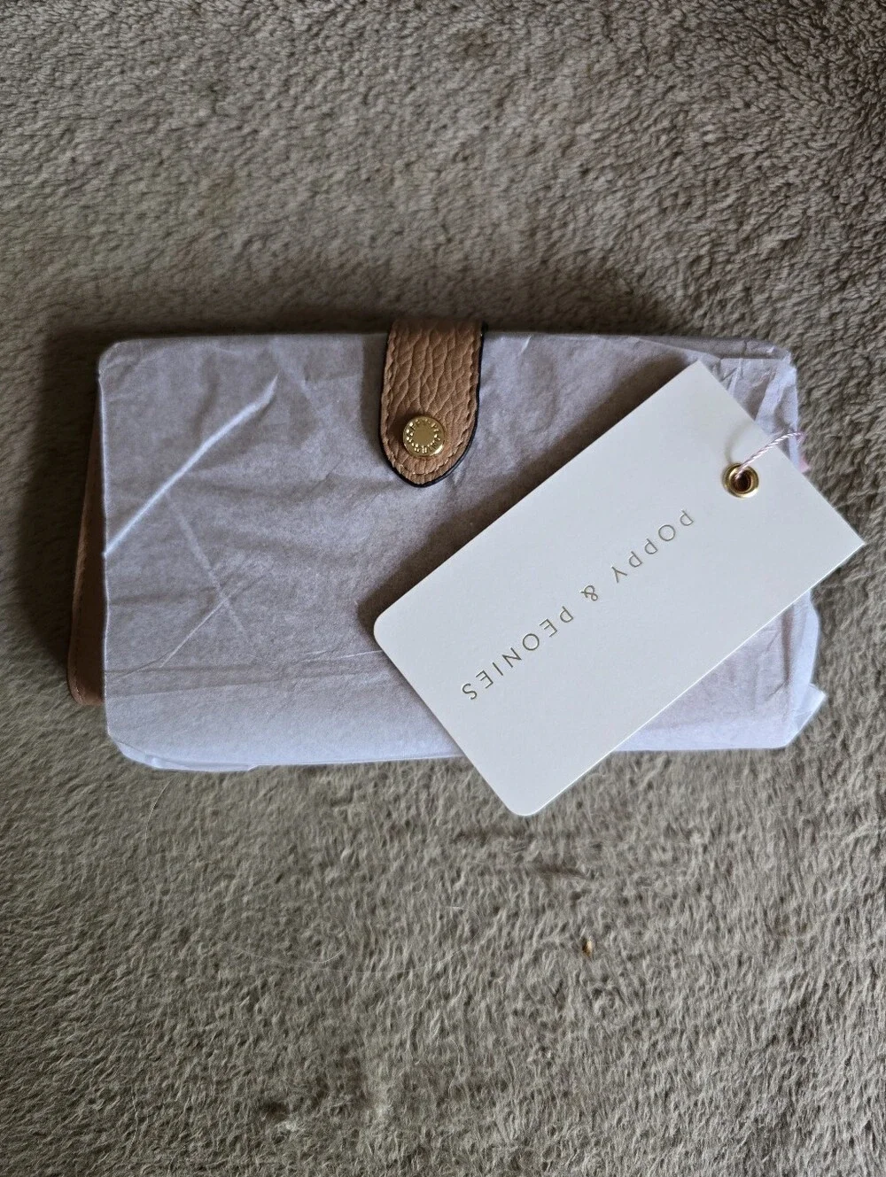 Poppy & Peonies Go Anywhere Wallet Mocha Mousse - Picture 9 of 11